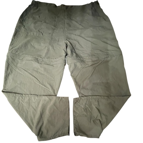 ⛰️🏕️Cabela's Olive Green Outdoor Pants - can convert into shorts. Size 2X - Picture 6 of 8